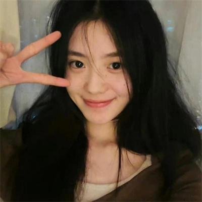 海归的假女友是野蔷薇